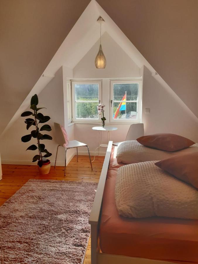 Cafe-Konditorei-Pension Sander Niederfell Екстер'єр фото